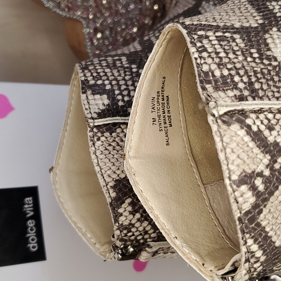 🎉HP🎉! Dolce Vita ⭐️NWT⭐️ Size 7 Snake Print Stella Booties! ❤❤❤ - Picture 9 of 16